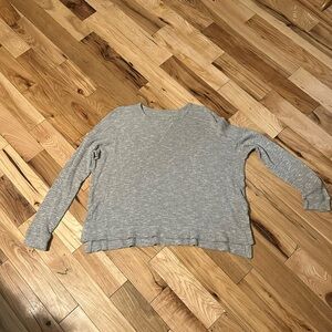 American Eagle Gray Long sleeve shirt